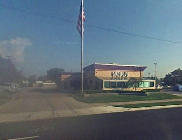 Long John Silvers - Eastpointe - 17831 E 9 Mile Rd